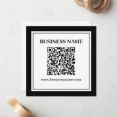 Zakelijke QR-code | Zwart & Wit Notitiekaartje (Voorkant / Achterkant in situ)