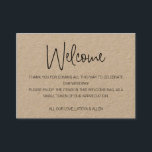 Zakelijke roestieke trouwcadeauttas mand plaatskaartje<br><div class="desc">Deze informeel roestieke welkomstkaart,  geplaatst in uw welkomsttas of mand in hun accommodatie,  is een leuke manier om uw gasten uit de stad te bedanken voor de reis die ze moesten maken om naar uw trouwen te komen.</div>