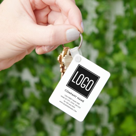 Zakelijke sleutelhanger met logo – op maat (Hand)