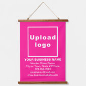 Zakenmerk op roze handschoen hangend wandkleed (Voorkant)