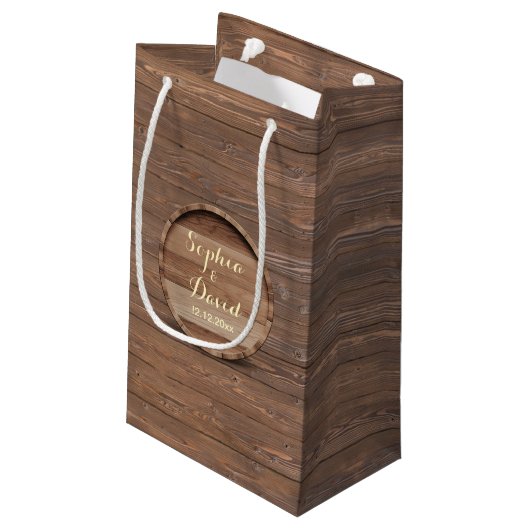 Zakje met bruiloftfavor voor op een rustieke houte (Achterkant Gekanteld)
