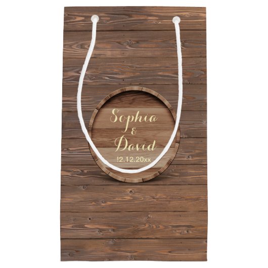 Zakje met bruiloftfavor voor op een rustieke houte (Voorkant)