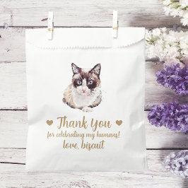 Zakje met kattenbrokjes als huwelijksgunst