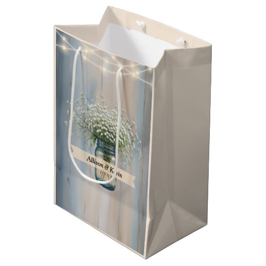 Zakje voor bruiloftsgeschenk in rustieke schuursti (Voorkant Gekanteld)