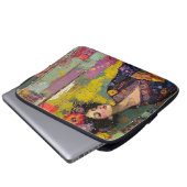 Zalige vrouw in Kimono Laptop Sleeve (Voorkant onderkant)