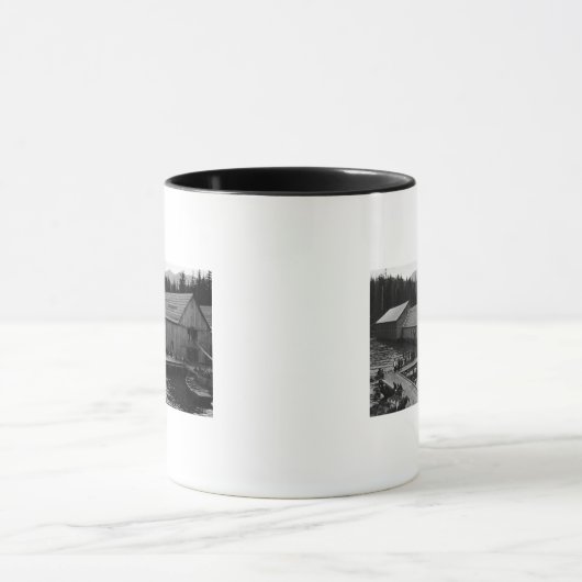 Zalmkankerij nabij Ketchikan, Alaska Mok (Midden)