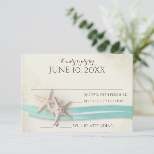 Zand en Starfish Aqua Ribbon Respons RSVP Kaartje (Staand voorkant)