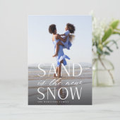 Zand is de New Snow Coastal kerstfoto Feestdagenkaart (Staand voorkant)