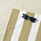 Zand met witte stripe handdoek met Jouw naam (In situ)
