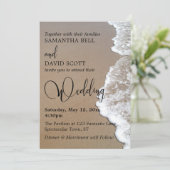 Zand & Schuim Strand Foto, Typografie Bruiloft 1 Kaart (Staand voorkant)