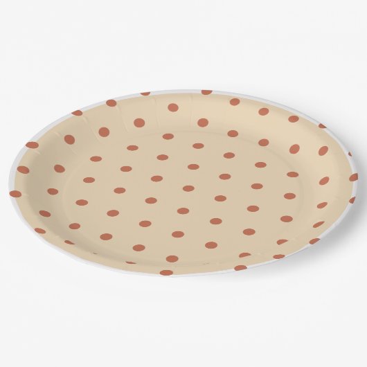 Zand Terra Cotta Polka Dots Wit Trim Papieren Bordje (Gekanteld)