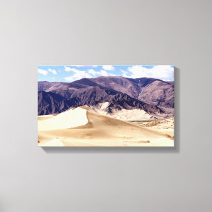 Zandduinen nabij het klooster Samye - Tibet Canvas Afdruk