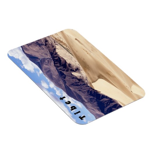 Zandduinen nabij het klooster Samye - Tibet Magneet (Rechterzijde)