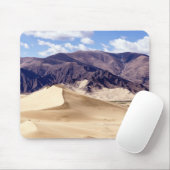 Zandduinen nabij het klooster Samye - Tibet Muismat (Met muis)