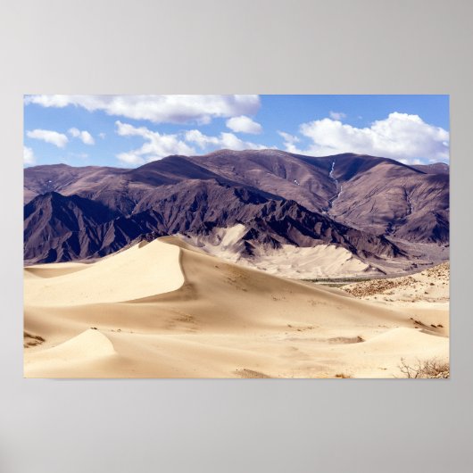 Zandduinen nabij het klooster Samye - Tibet Poster (Voorkant)