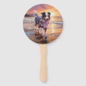 Zandige Australische Herder Hond op Strand Zonsond Handwaaier (Achterkant)