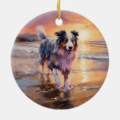 Zandige Australische Herder Hond op Strand Zonsond Keramisch Ornament (Achterkant)
