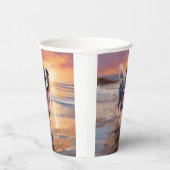 Zandige Australische Herder Hond op Strand Zonsond Papieren Bekers (Rechts)