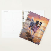 Zandige Australische Herder Hond op Strand Zonsond Planner (Display)