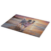 Zandige Australische Herder Hond op Strand Zonsond Snijplank (Hoek)