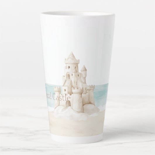 Zandkasteel op het strand latte mok (Voorkant)