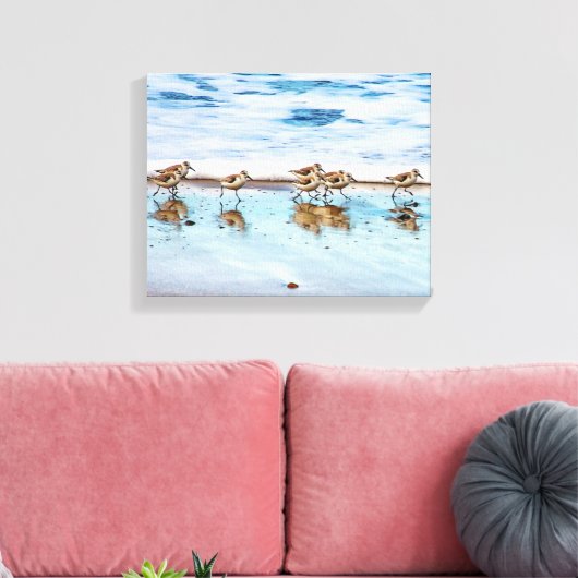 Zandpiers die langs de strand lopen canvas afdruk (Insitu (Woonkamer))