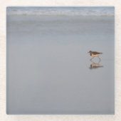 Zandpiper loopt langs het strand glazen onderzetter (Voorkant)