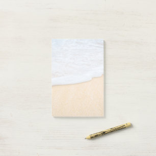 Zandstrand met schuimig Surf Post-it® Notes