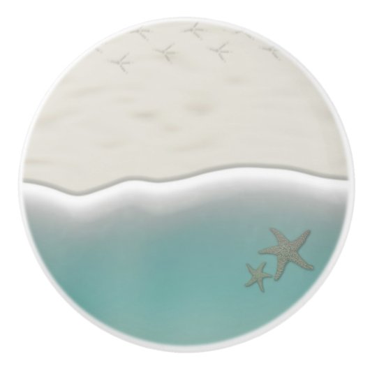 Zandstrand zee water met zeestervis keramische knop (Voorkant)