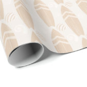 Zandsurfbord en shell-patroonovervulpapier cadeaupapier (Rol Hoek)