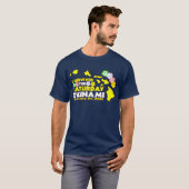 zaterdag Tsunami Survivor T-shirt (Voorkant volledig)