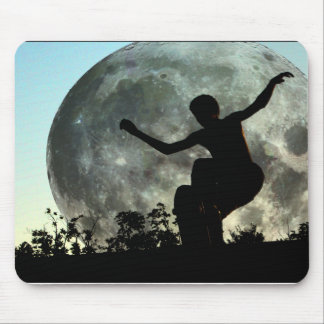 ZAZ103.Sk8ter Moon Launch. Muismat