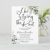 Ze bindt de knoop bruids douche uitnodiging (Staand voorkant)