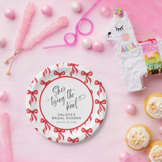 Ze bindt de knoop gepersonaliseerd Vrijgezellenfee Papieren Bordje (Feest)