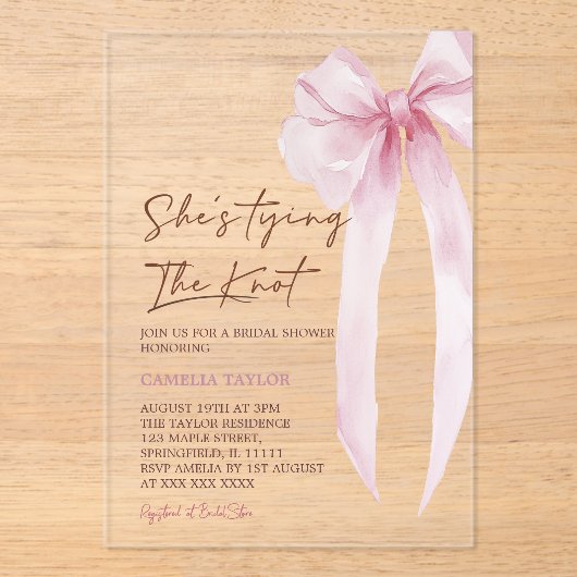 Ze bindt de knoop roze strik Vrijgezellenfeest Acryl Uitnodigingen (Voorkant)