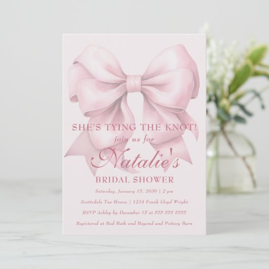 Ze bindt de knoop roze strik Vrijgezellenfeest Kaart (Staand voorkant)