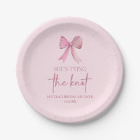 Ze bindt de knoop roze strik Vrijgezellenfeest
