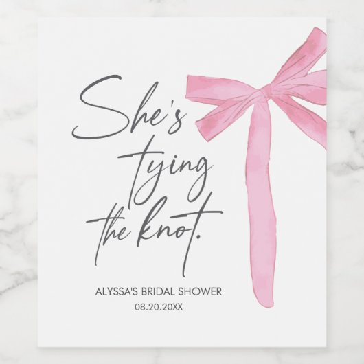 Ze bindt de knoop roze strik Vrijgezellenfeest Wijn Etiket (Enkel label)