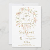 Ze bindt de knoop strik bruids douche uitnodiging (Voorkant)