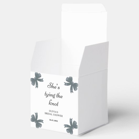 Ze bindt de knoop zwarte strik Vrijgezellenfeest Bedankdoosjes (Geopend)