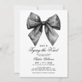 Ze bindt de knoop zwarte strik Vrijgezellenfeest Kaart (Voorkant)