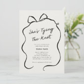 Ze bindt de knoop zwarte strik Vrijgezellenfeest Kaart (Staand voorkant)