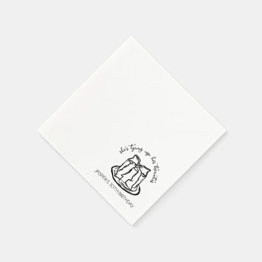 Ze bindt haar twintiger jaren vast met een thema-v servet (Hoek)