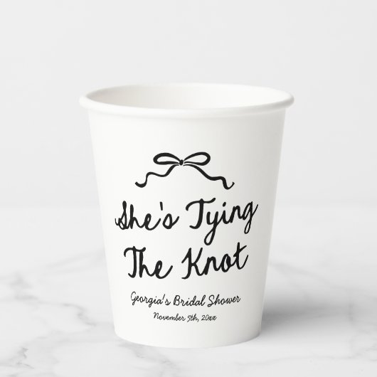 Ze bindt het knoop grillige boog Vrijgezellenfeest Papieren Bekers (Voorkant)