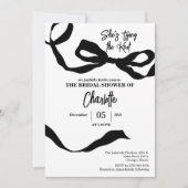 Ze bindt het knoop vrijgezellenfeest zwart-wit vas kaart (Voorkant)