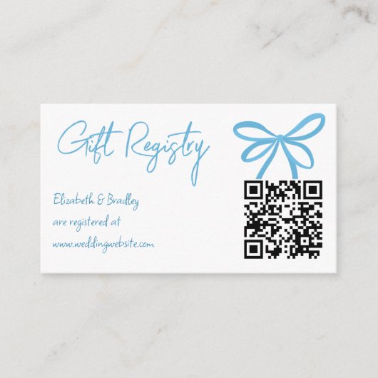 Ze bindt het knot blauw lint cadeauregister vast informatiekaartje (Voorkant)