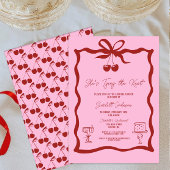 Ze bindt het rode Vrijgezellenfeest van de Knoopbo Kaart