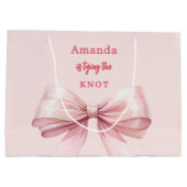 Ze bindt het roze knoop Vrijgezellenfeest Groot Cadeauzakje (Achterkant)