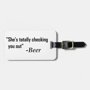 "Ze controleert je helemaal uit" - Bier Bagagelabel