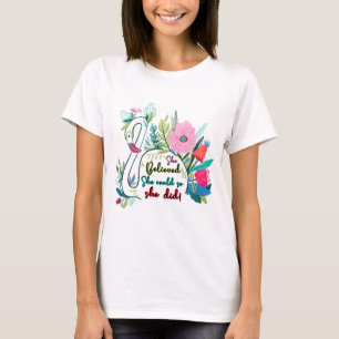 Ze dacht dat ze het kon, dus deed ze zwoegen met e t-shirt